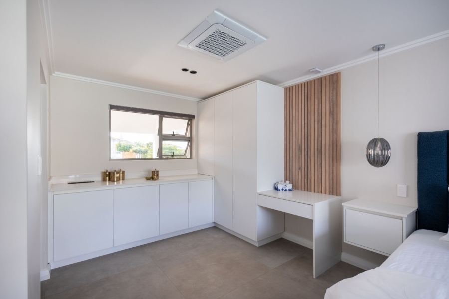 6 Bedroom Property for Sale in Cutty Sark Western Cape